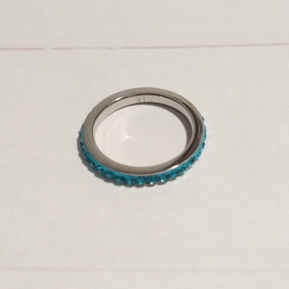 Eternity Band Ring Blue Rhinestone Silver Tone Stackable Women's Size 6 - Picture 4 of 7